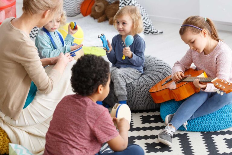 Pourquoi la musique est essentielle au développement des enfants ?